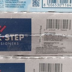 7 boxes of QuickStep Impressive Ultra IMU3559 Patina Classic Oak Light Laminate