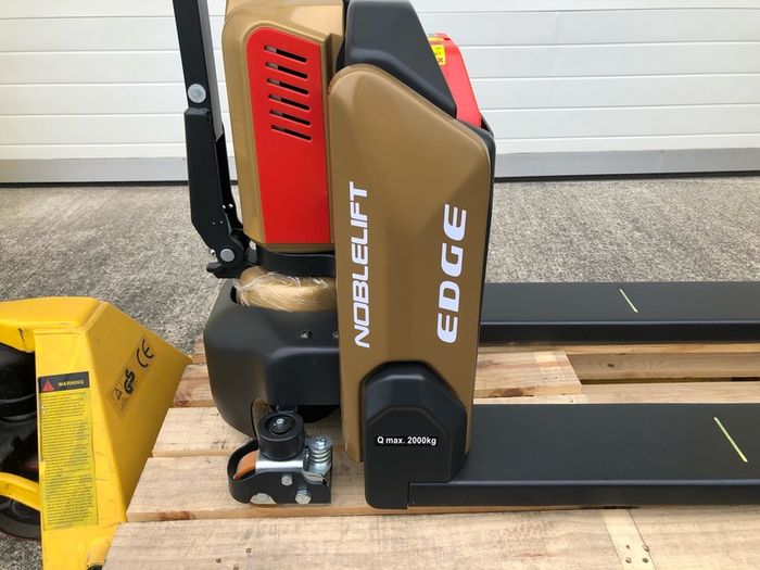 Electric Pallet Truck