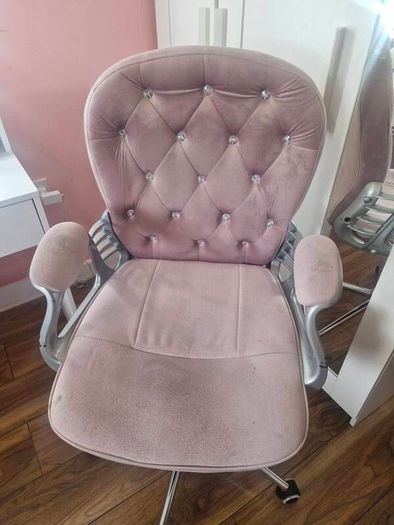 Dressing table & chair
