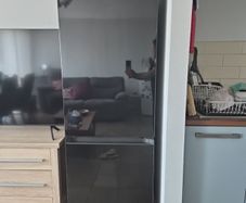 Samsung 4 Series , Fridge and Freezer, No Frost