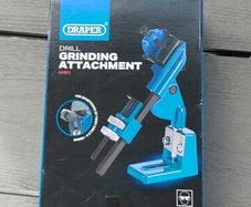 Drill bits grinding attachment