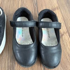 Girls shoes size 9