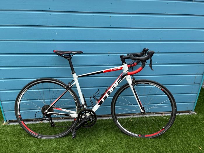 Cube Attain Pro Road Bike