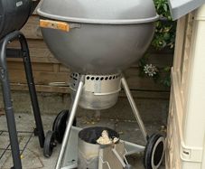 Weber 57cm Anniversary Model