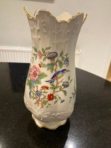 Aynsley Pembroke 8 inch tall Vase
