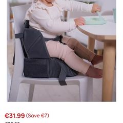 MUNCHKIN Travel Booster Seat with storage