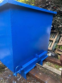 Fork lift  tip skip