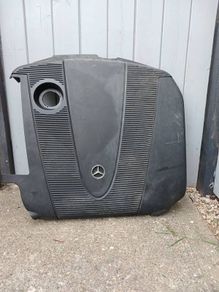 MercedesBenz W204 engine cover