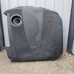 MercedesBenz W204 engine cover
