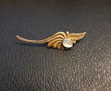 Vintage Pearl Brooch