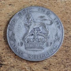 Great Britain UK 1927, One Shilling, George V, Silver Coin - free standard postage