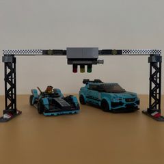 Lego Speed Champions 76898 Formula E Panasonic Jaguar Racing GEN2 Car & Jaguar I-PACE eTROPHY (Built)