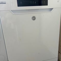 Dish washer