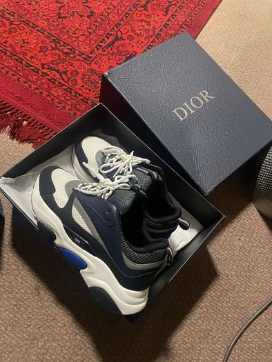 Dior b22