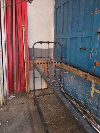 wrought iron antique bunkbeds