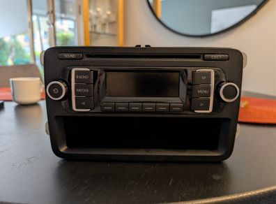Genuine VW Radio
