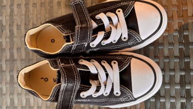 Girl shoes converse. All star