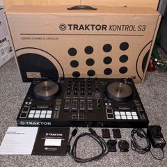 Native Instruments Traktor Kontrol S3 DJ Controller Excellent Condition