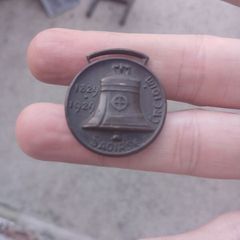 Official Irish Catholic Emancipation Centenary Commemorate Badge