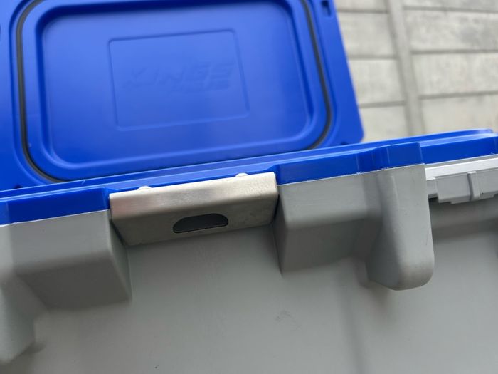 Kings 50 L cooler box