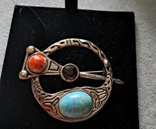 brooch