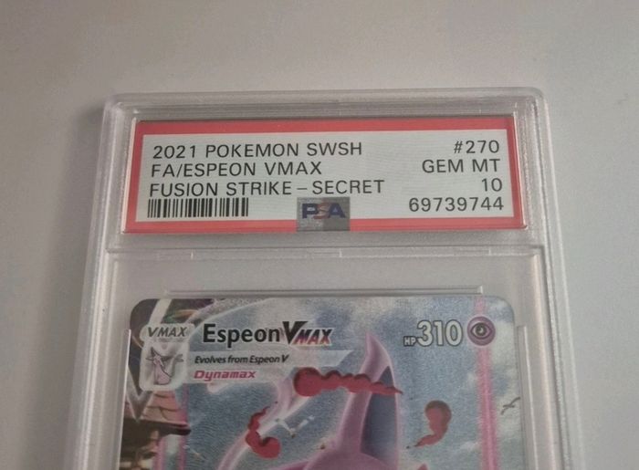 Pokemon Espeon Vmax Fusion Strike 270/264 Secret Rare Full Alt Art PSA 10