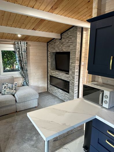 1 Bed Log Cabin