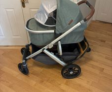 Uppababy Vista