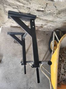 Chin up bar -wall mounted