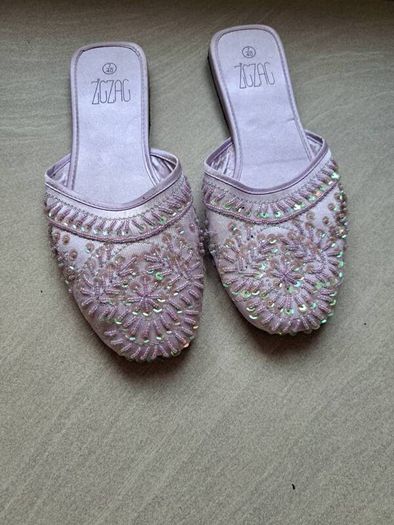 purple slippers