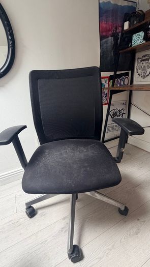 Office chair, office desk and storage unit, free to good home