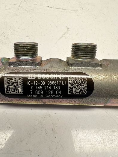 2011 Bmw 5 Series F10 Fuel Common Injection Rail With 2 Sensors 780912804 A2l4b77s