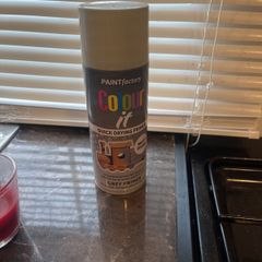 spray paint