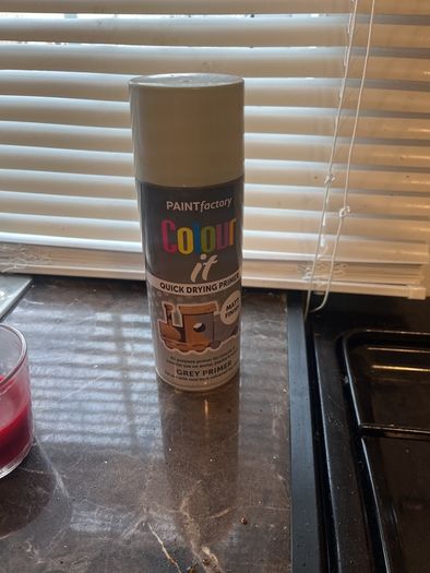 spray paint