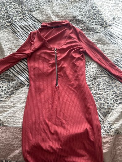 Boohoo Coral front zip bodycon dress