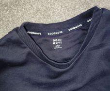 New.M&S boys school sweatshirt.age 6/7