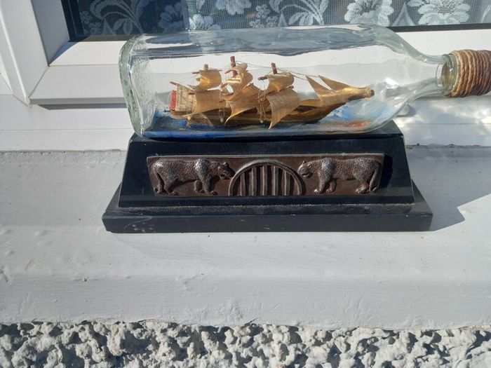 ship in bottle