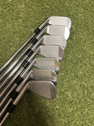 Titleist MB 714 irons
