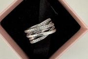 Pandora ring