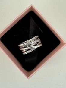 Pandora ring