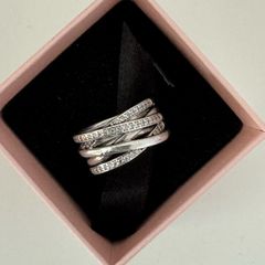 Pandora ring