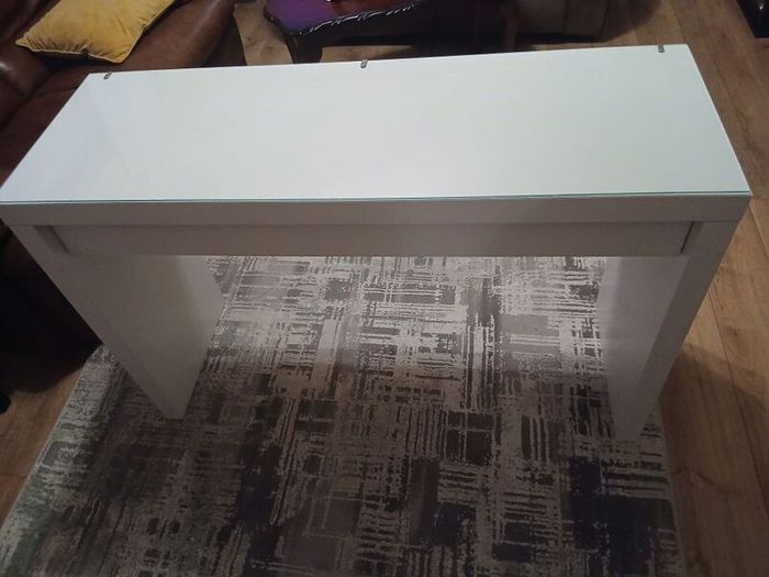 Vanity Unit and Chair