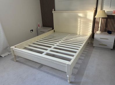 bedframe