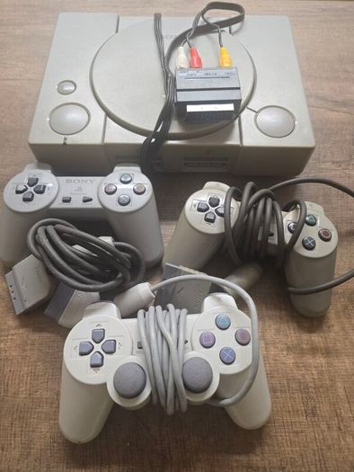 Playstation 1 console
