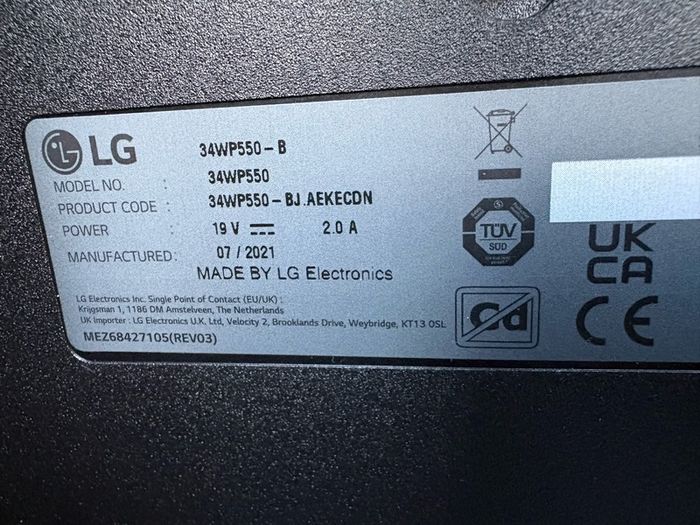 LG 34WP550 34 IPS Full HD UltraWide Monitor + HDMI + Bluetooth keyboard/mouse