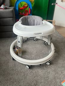 baby walker
