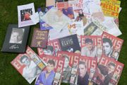 Elvis Presley Deagostini Collectors Box &amp; Collectors Items