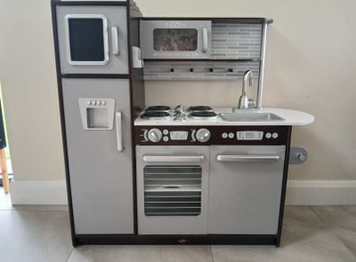 Children's Toy Kitchen
