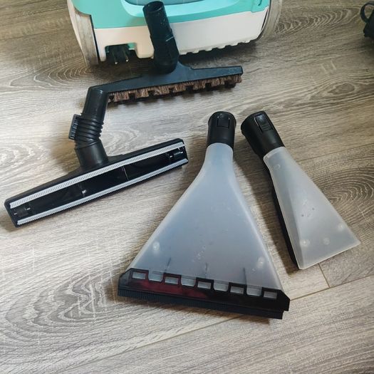 Bosh AquaWash & Clean Pro hygienic Hoover