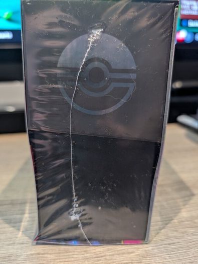Pokemon Pitch Black ETB
